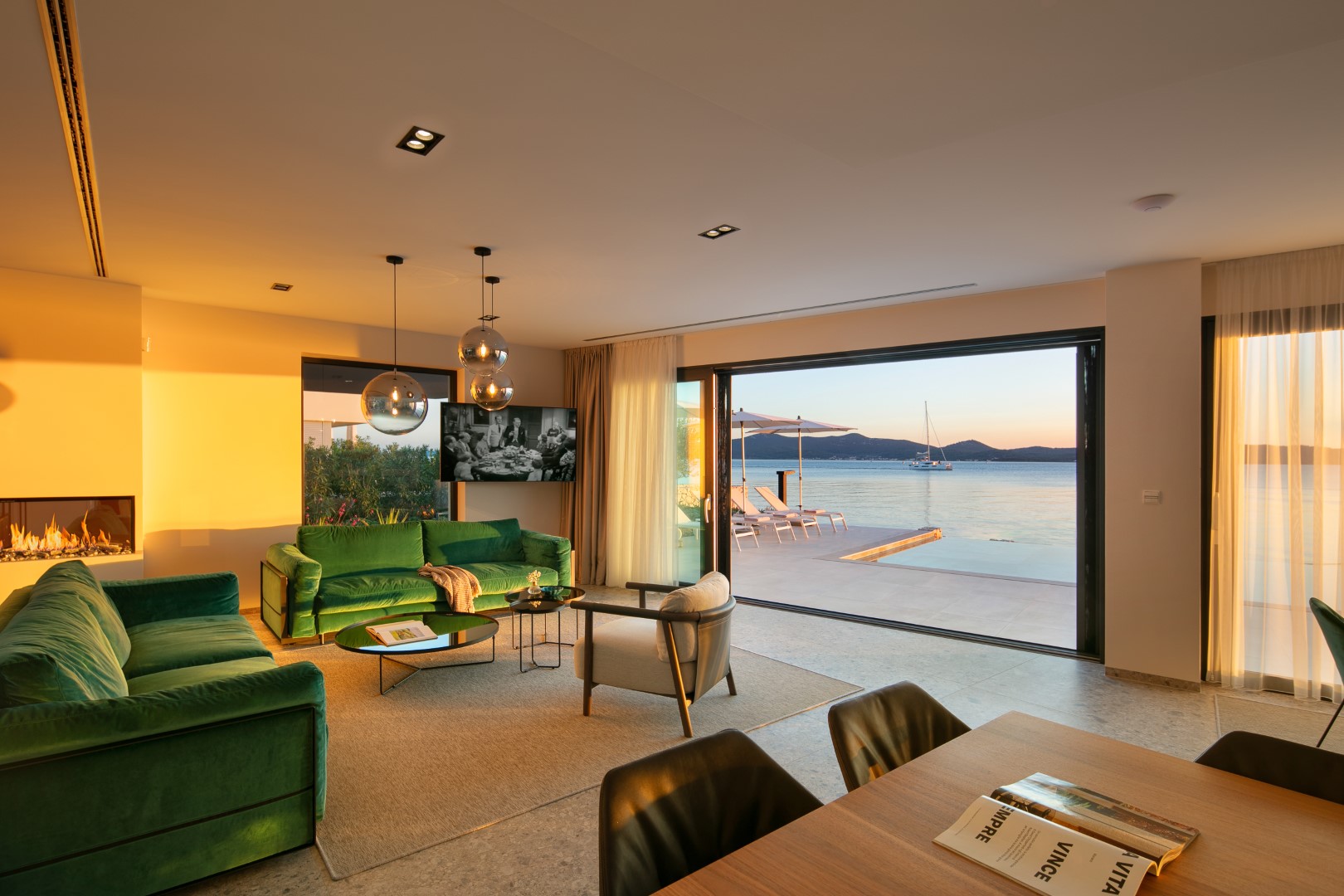 H684 Sukošan Luxury House Seafront